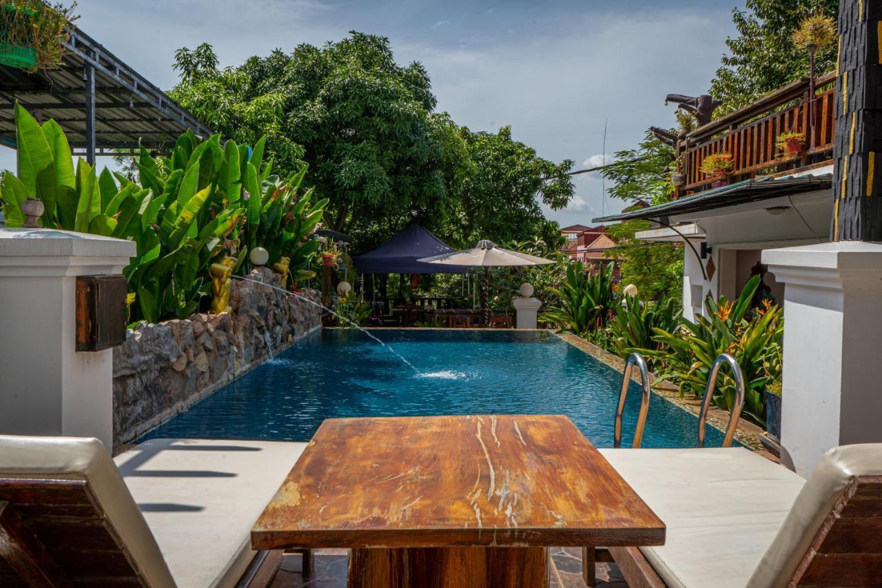 Antonios Villa Hotel Siem Reap Zewnętrze zdjęcie